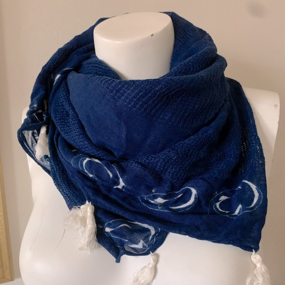 Penn State Nittany Lion Head Scarf